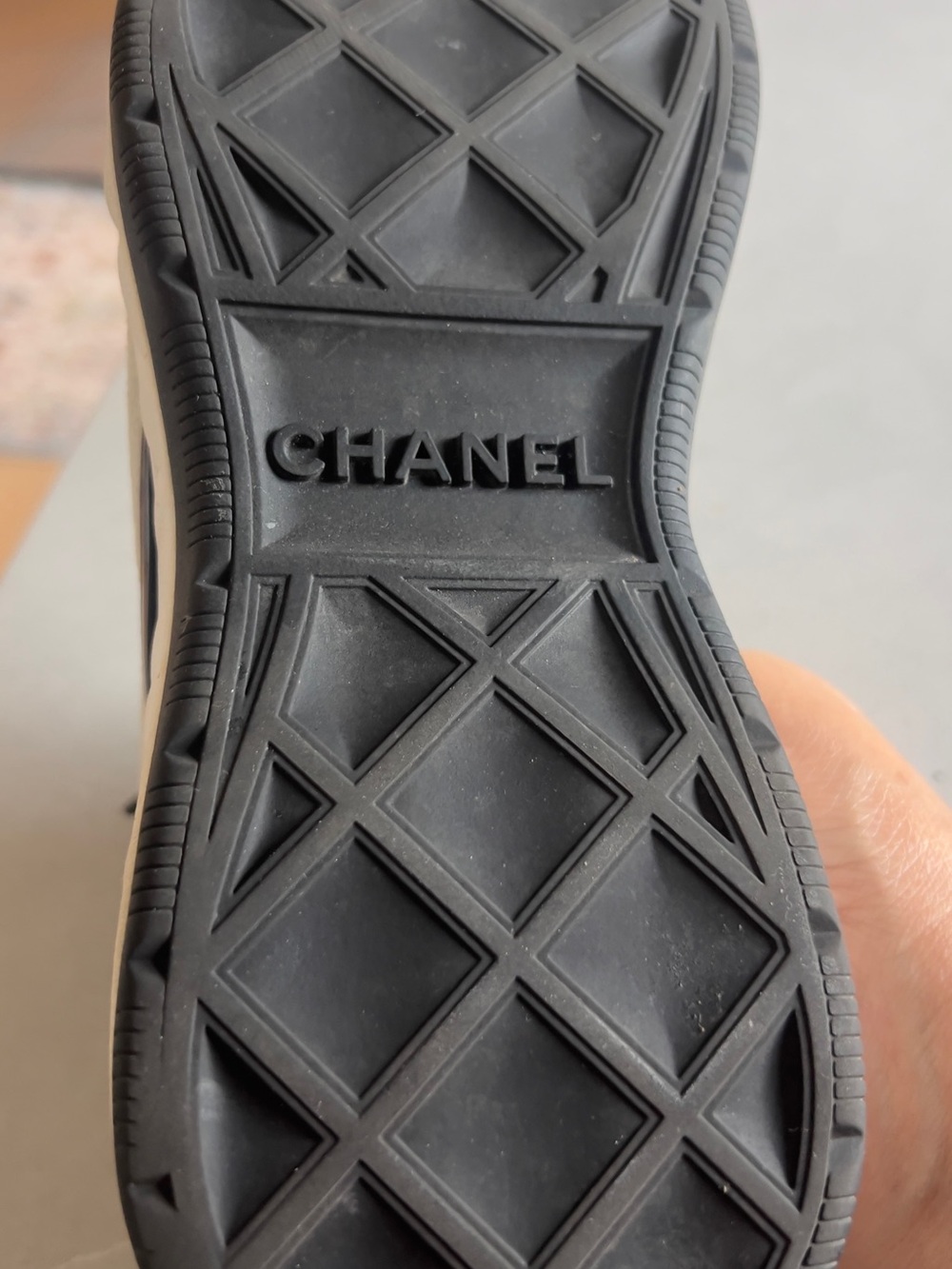 CHANEL Black and White Quilted-Trim Leather & Mesh Sneakers - Picture 7 of 9